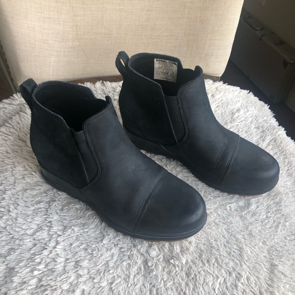 Sorel Evie Pull-On Bootie - Picture 2 of 8